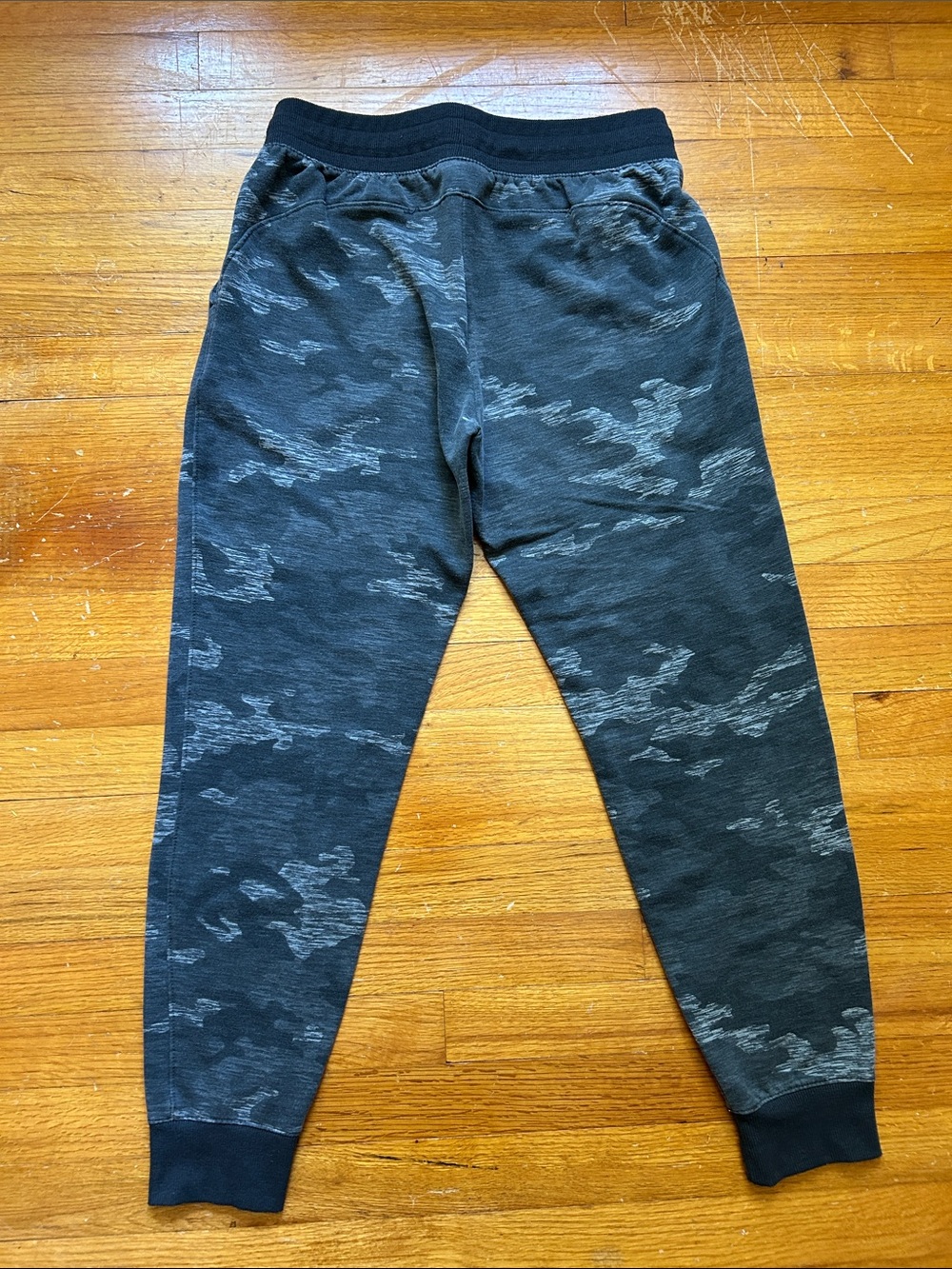 Athletic Works Black Camo Sweatpants and Sweatshirt Set - Picture 6 of 7